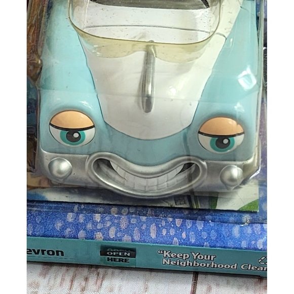 Chevron Cars Della Deluxe Collectible Toy - Moveable Eyes, Two-Tone Paint Gift - Picture 5 of 14